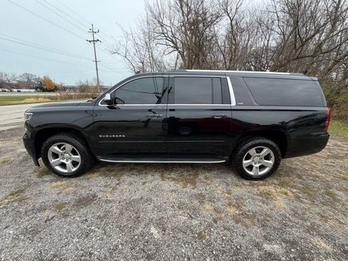 Used 2016 Chevrolet Suburban LTZ image 5