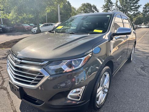 Certified 2018 Chevrolet Equinox Premier AWD/4WD image 3