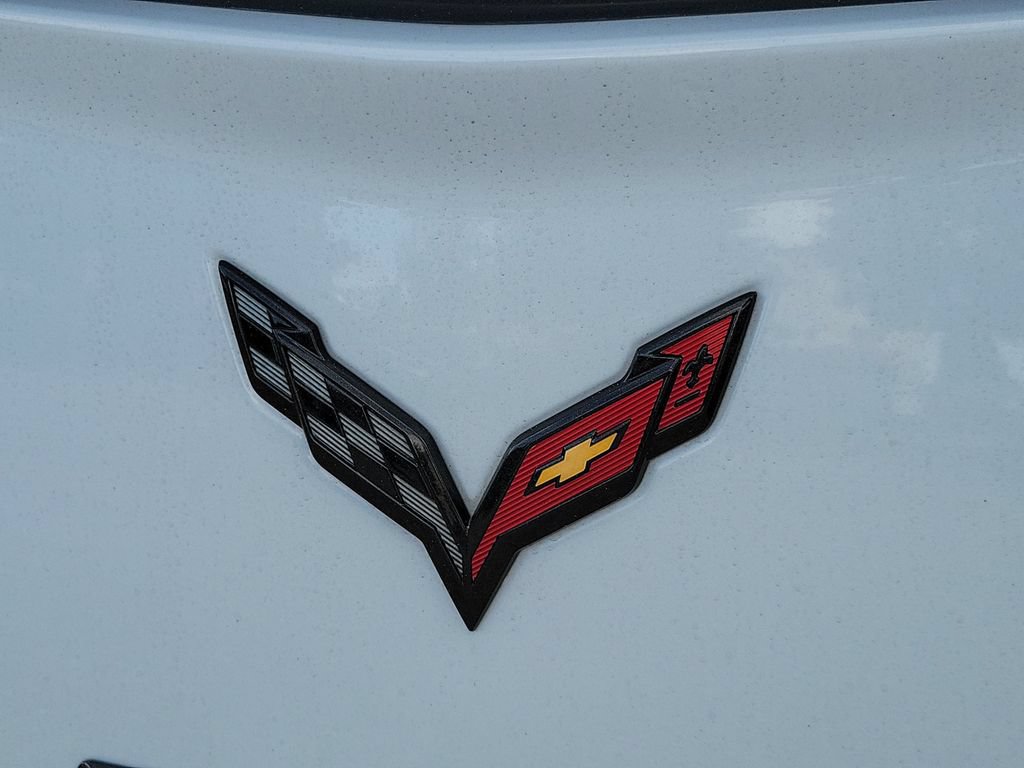 Used 2018 Chevrolet Corvette Z06 RWD image 6