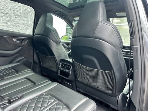 Used 2021 Audi SQ7 Premium Plus w/ Driver Assistance Package image 44