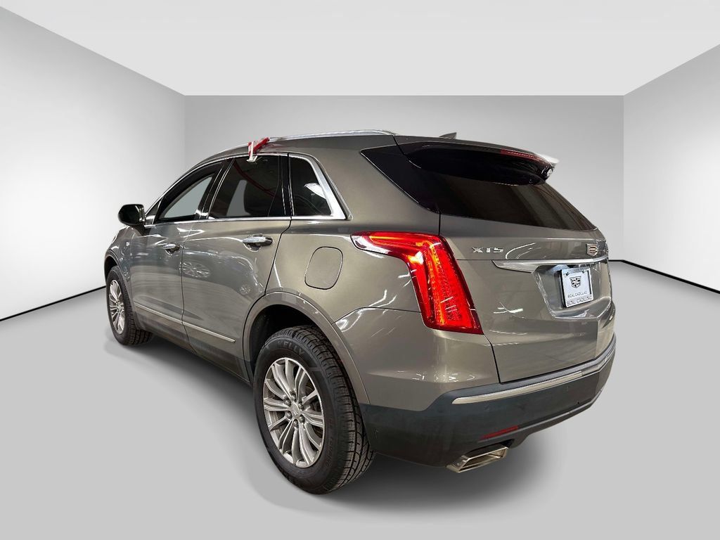 Used 2019 Cadillac XT5 Luxury FWD image 3