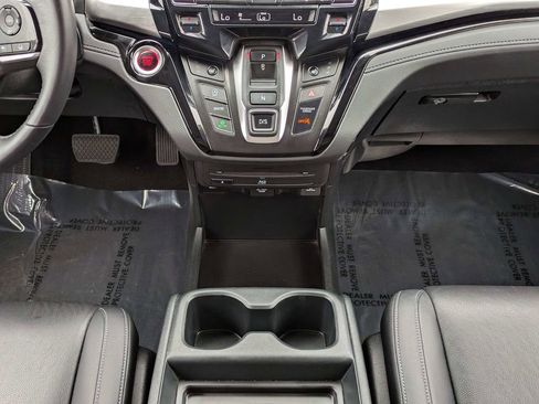 Used 2023 Honda Odyssey Touring image 22