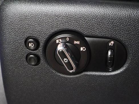 Used 2020 MINI Cooper S w/ Storage Package FWD image 31