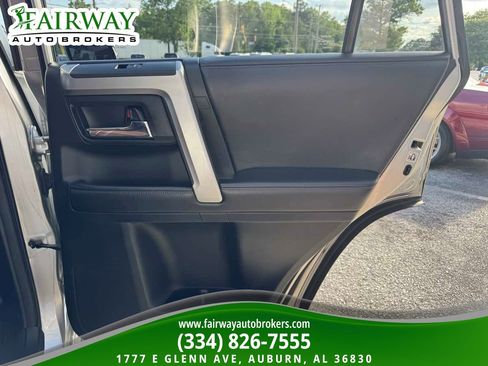Used 2016 Toyota 4Runner Limited RWD image 30