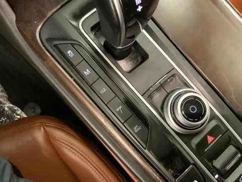Used 2017 Maserati Levante S AWD/4WD image 16