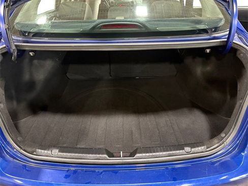 Used 2017 Kia Forte LX image 12