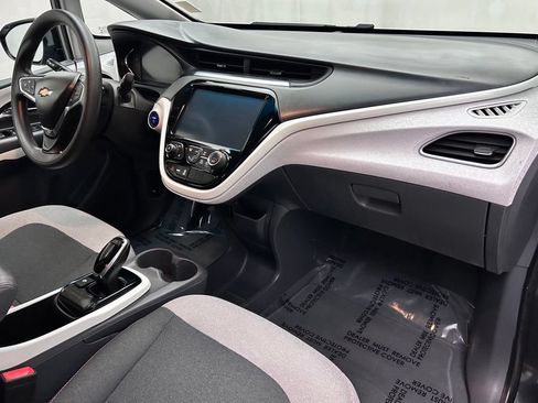 Used 2020 Chevrolet Bolt LT FWD image 18