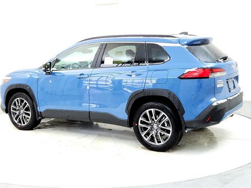 New 2026 Toyota Corolla Cross XLE image 4