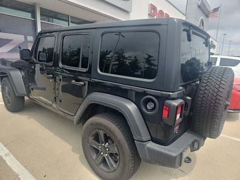 Used 2021 Jeep Wrangler Unlimited Sport AWD/4WD image 6