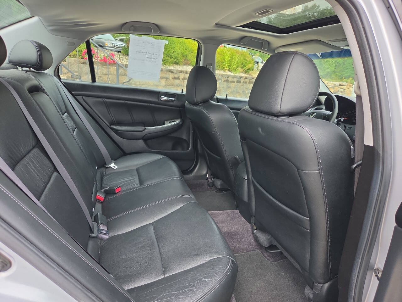Used 2005 Honda Accord EX image 21