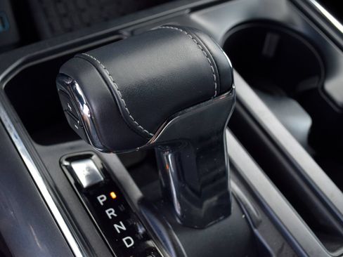 Used 2023 Ford F150 Lariat AWD/4WD image 10