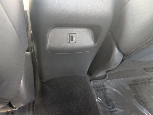 Used 2022 Nissan Sentra SV FWD image 23