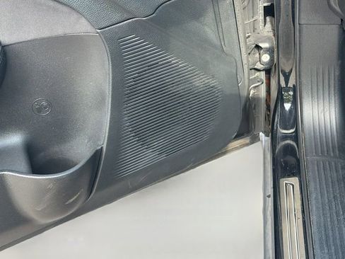 Used 2022 Dodge Challenger GT image 18