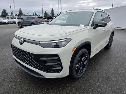 New 2026 Volkswagen Tiguan SE R-Line image 8