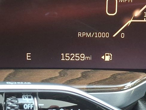 Used 2025 Cadillac Escalade Sport Platinum image 24