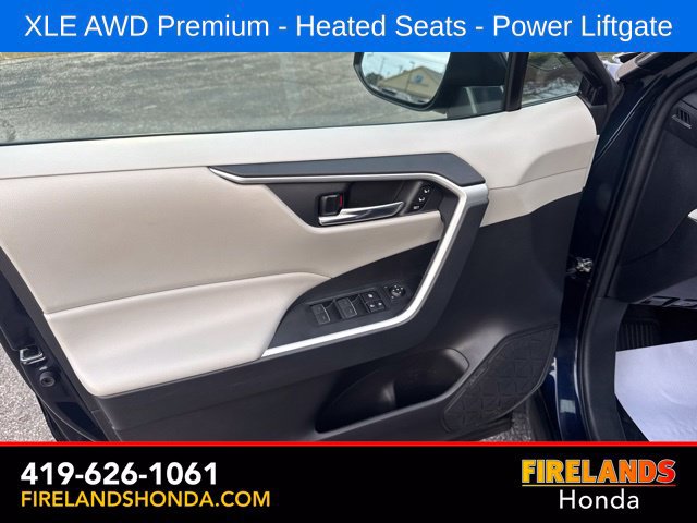 Used 2022 Toyota RAV4 XLE Premium AWD/4WD image 11