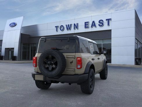 New 2025 Ford Bronco Big Bend image 8