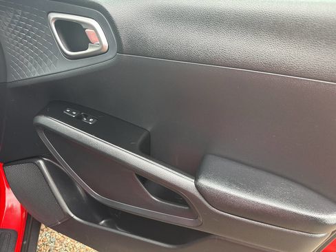 Used 2021 Kia Soul S image 21