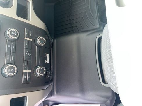 Used 2012 Ford F150 XLT w/ XLT Chrome Pkg image 30