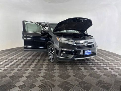 Used 2019 Honda Pilot Touring image 16