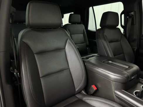 Used 2023 Chevrolet Tahoe LT AWD/4WD image 17