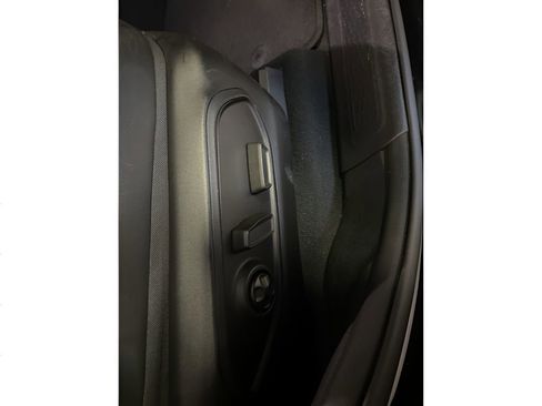 Used 2023 Jeep Grand Cherokee Limited image 36