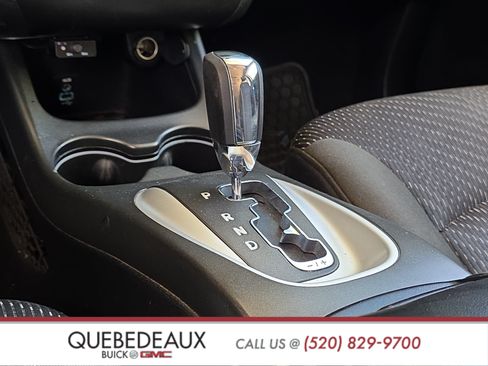 Used 2019 Dodge Journey SE w/ Connectivity Group FWD image 17