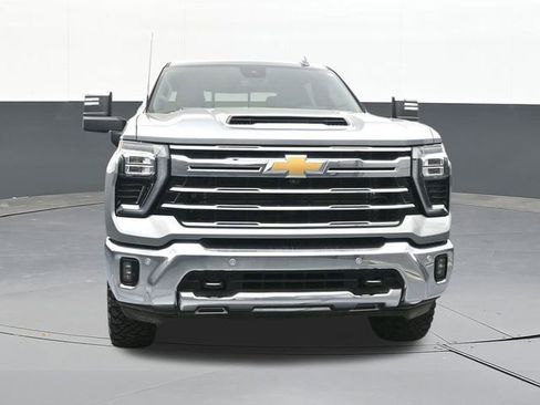 Used 2025 Chevrolet Silverado 2500 LTZ w/ LTZ Plus Package image 24