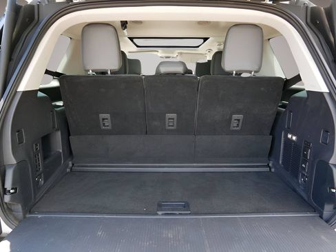 Used 2025 Ford Expedition Active AWD/4WD image 12
