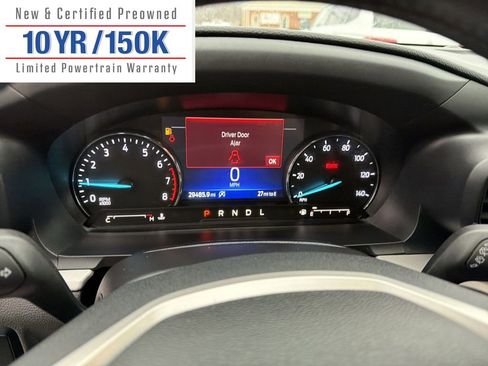 Used 2024 Ford Explorer XLT w/ Class IV Trailer Tow Package image 18