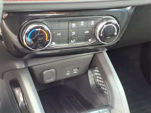 Used 2025 Chevrolet TrailBlazer RS w/ Driver Confidence Package AWD/4WD image 25