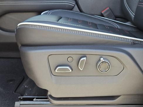 New 2026 GMC Yukon AT4 Ultimate image 17