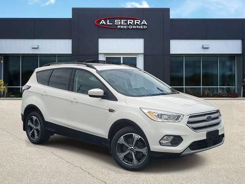 Used 2018 Ford Escape SEL w/ Canadian Touring Package AWD/4WD image 1