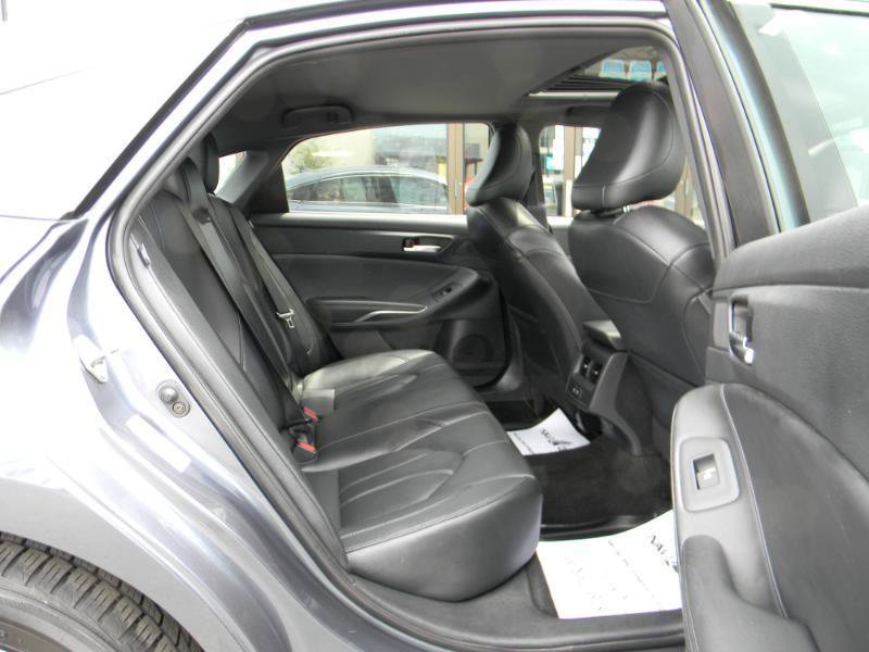 Used 2019 Toyota Avalon XLE w/ Moonroof Package FWD image 13