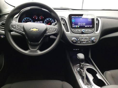 Used 2023 Chevrolet Malibu LS FWD image 22