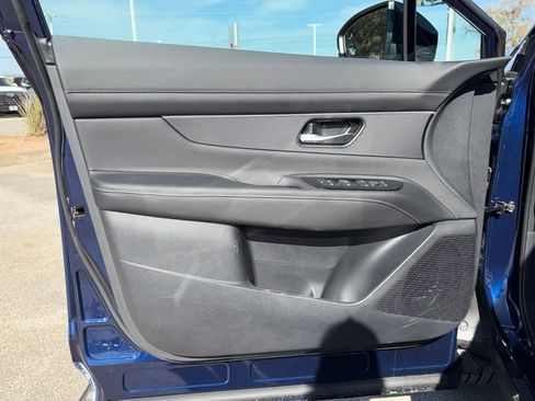 New 2026 Nissan Murano SV AWD/4WD image 15