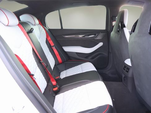 New 2026 Cadillac CT5 V Blackwing w/ Carbon Fiber 1 Package image 13