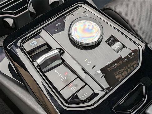 Certified 2025 BMW i5 M60 AWD/4WD image 12