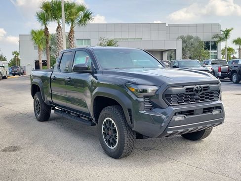 New 2026 Toyota Tacoma TRD Off-Road AWD/4WD image 3