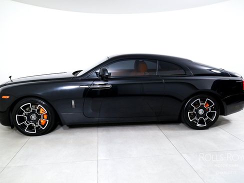 Used 2021 Rolls-Royce Wraith w/ Rolls-Royce Signature Package RWD image 3