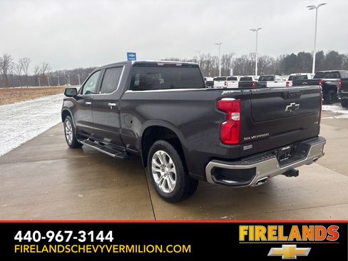 Used 2023 Chevrolet Silverado 1500 LTZ image 3