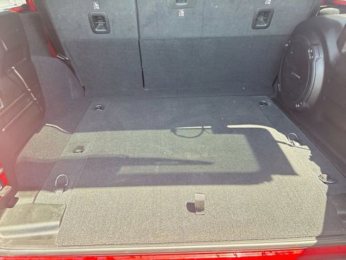 Used 2023 Jeep Wrangler Unlimited Sahara AWD/4WD image 30