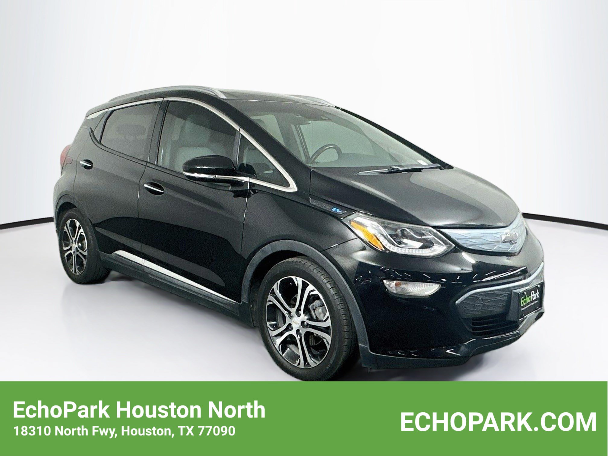 Used 2017 Chevrolet Bolt Premier w/ Driver Confidence II Package FWD image 1
