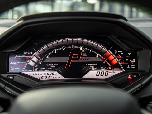 Used 2021 Lamborghini Huracan EVO image 29