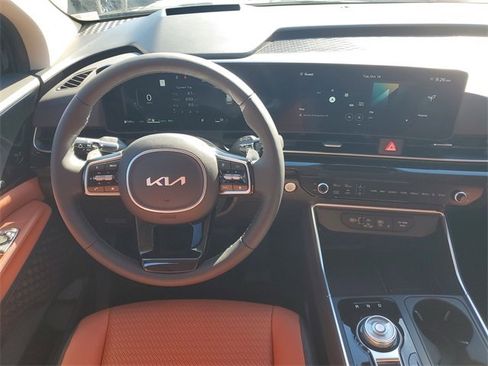 New 2026 Kia Carnival SX Prestige image 19