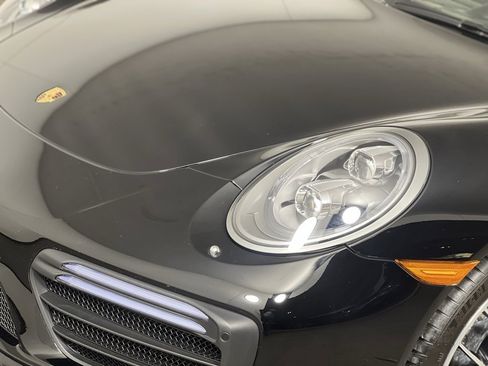Certified 2018 Porsche 911 Turbo S image 15