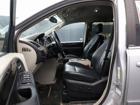 Used 2012 Chrysler Town & Country Touring w/ Entertainment Group #1 image 11