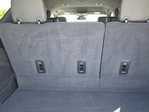 Used 2024 Chevrolet Tahoe Z71 w/ Luxury Package image 10