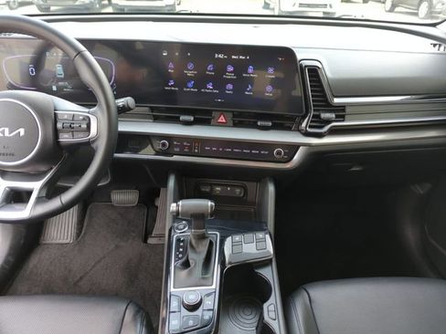 Used 2023 Kia Sportage EX image 23