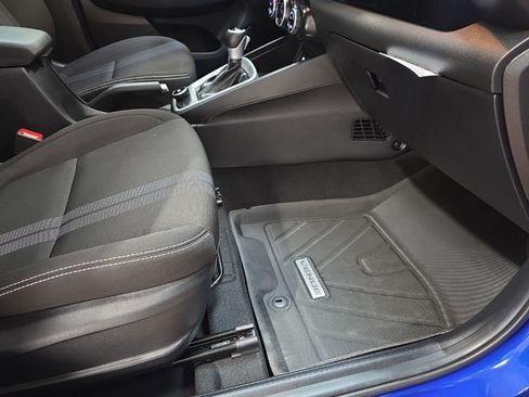 Used 2025 Hyundai Venue SEL image 10